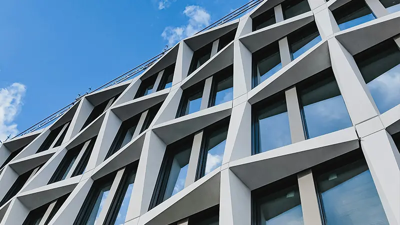 Multiple clean windows.