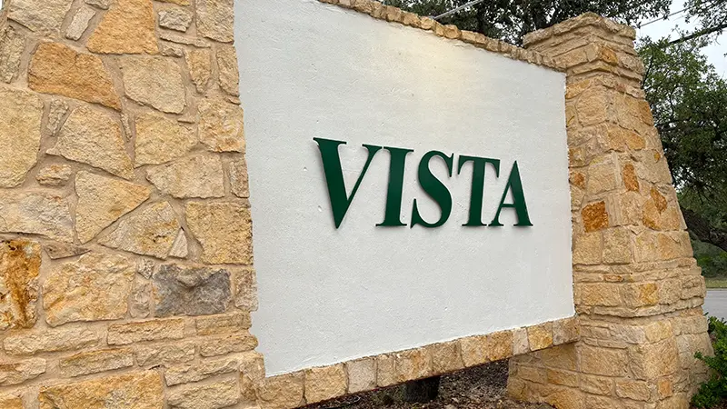 A clean HOA sign.