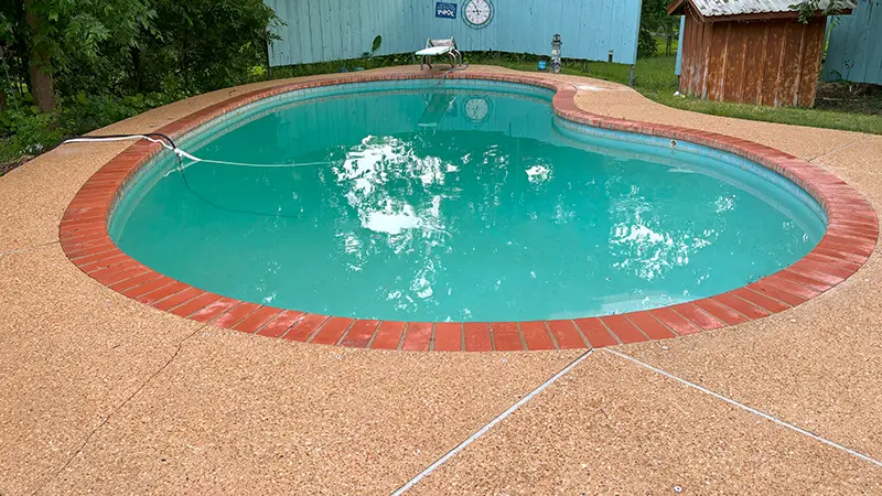 A clean pool deck area.